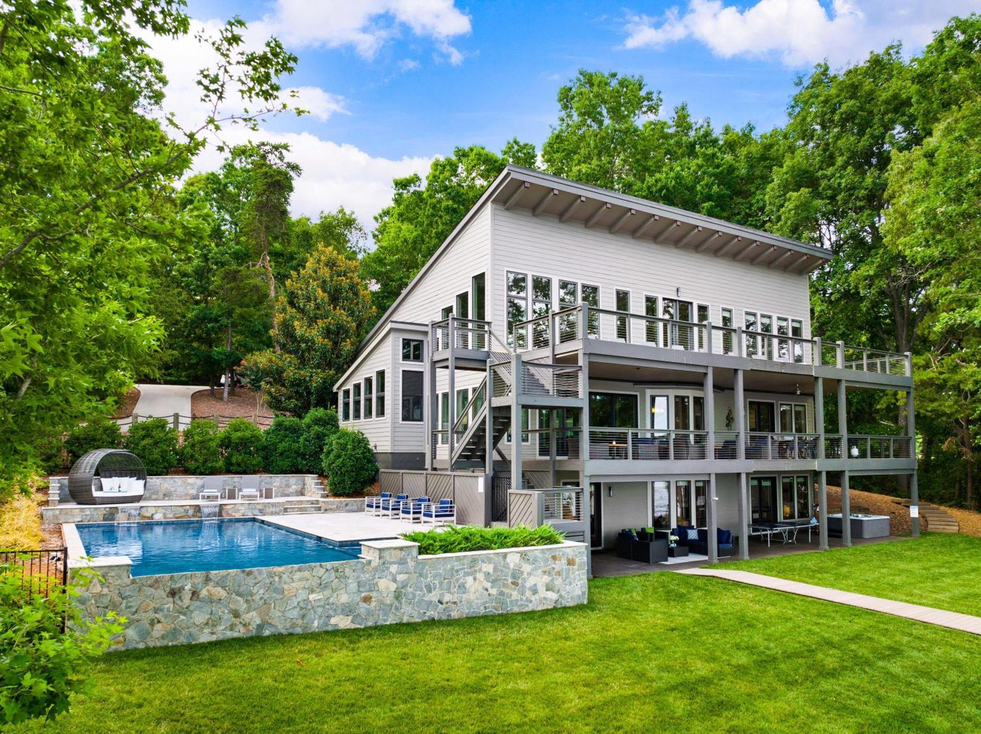 Lake Norman Getaway 穆尔斯维尔 外观 照片